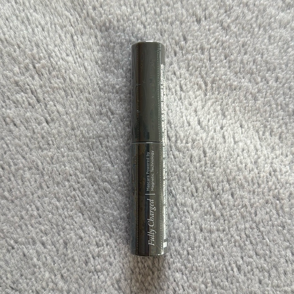 5/$25 🎆 NEW Pür Fully Charged Mascara Powered By Magnetic Technology Mini 0.14oz